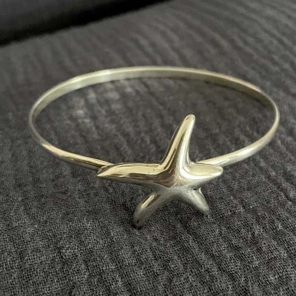 Hogan & Bolas Dancing Starfish Sterling Silver Bangle Bracelet - Picture 1 of 8
